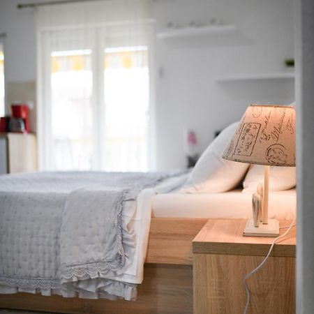 Apartments Diora 셀리네 외부 사진