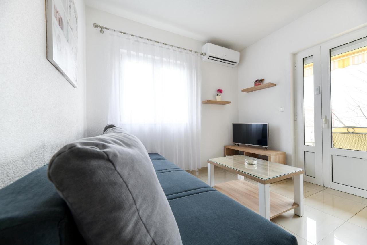Apartments Diora 셀리네 외부 사진