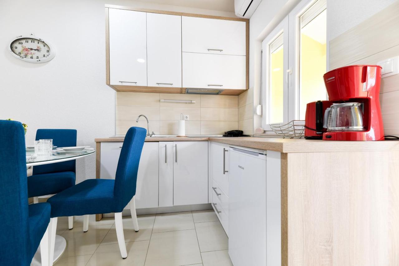 Apartments Diora 셀리네 외부 사진