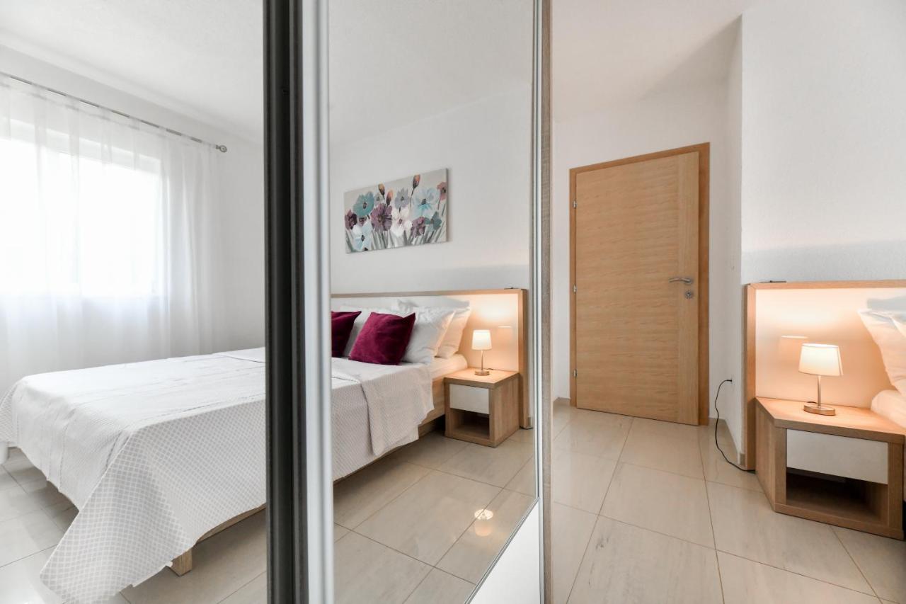 Apartments Diora 셀리네 외부 사진