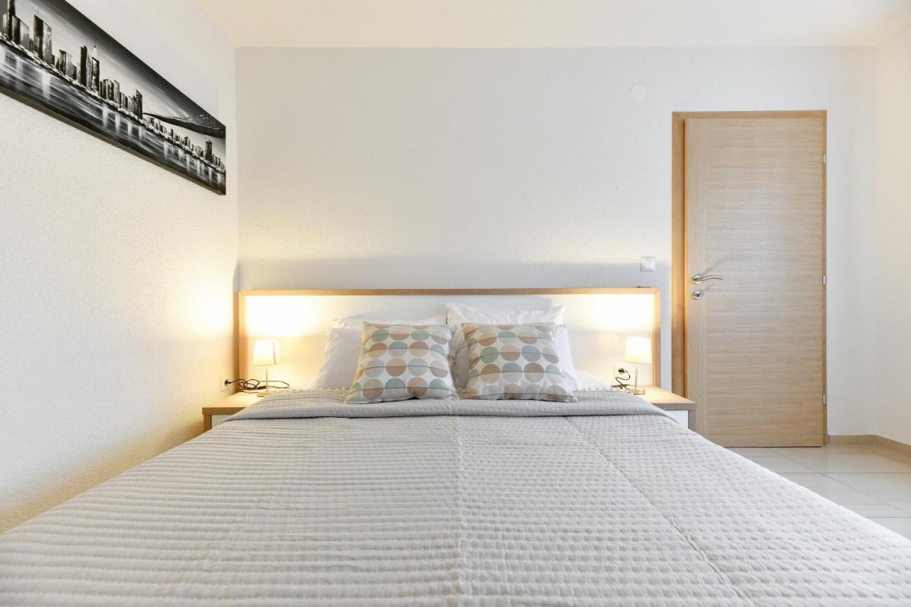 Apartments Diora 셀리네 외부 사진