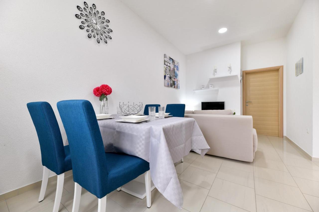 Apartments Diora 셀리네 외부 사진