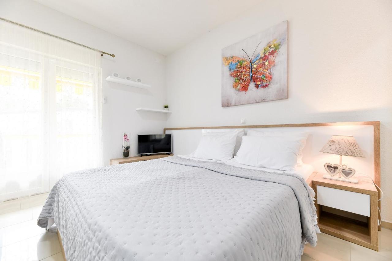 Apartments Diora 셀리네 외부 사진