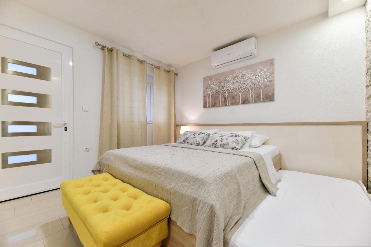 Apartments Diora 셀리네 외부 사진
